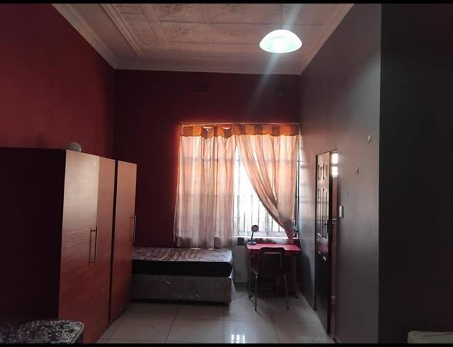 9 BEDROOM PROPERTY TO RENT IN DOORNFONTEIN